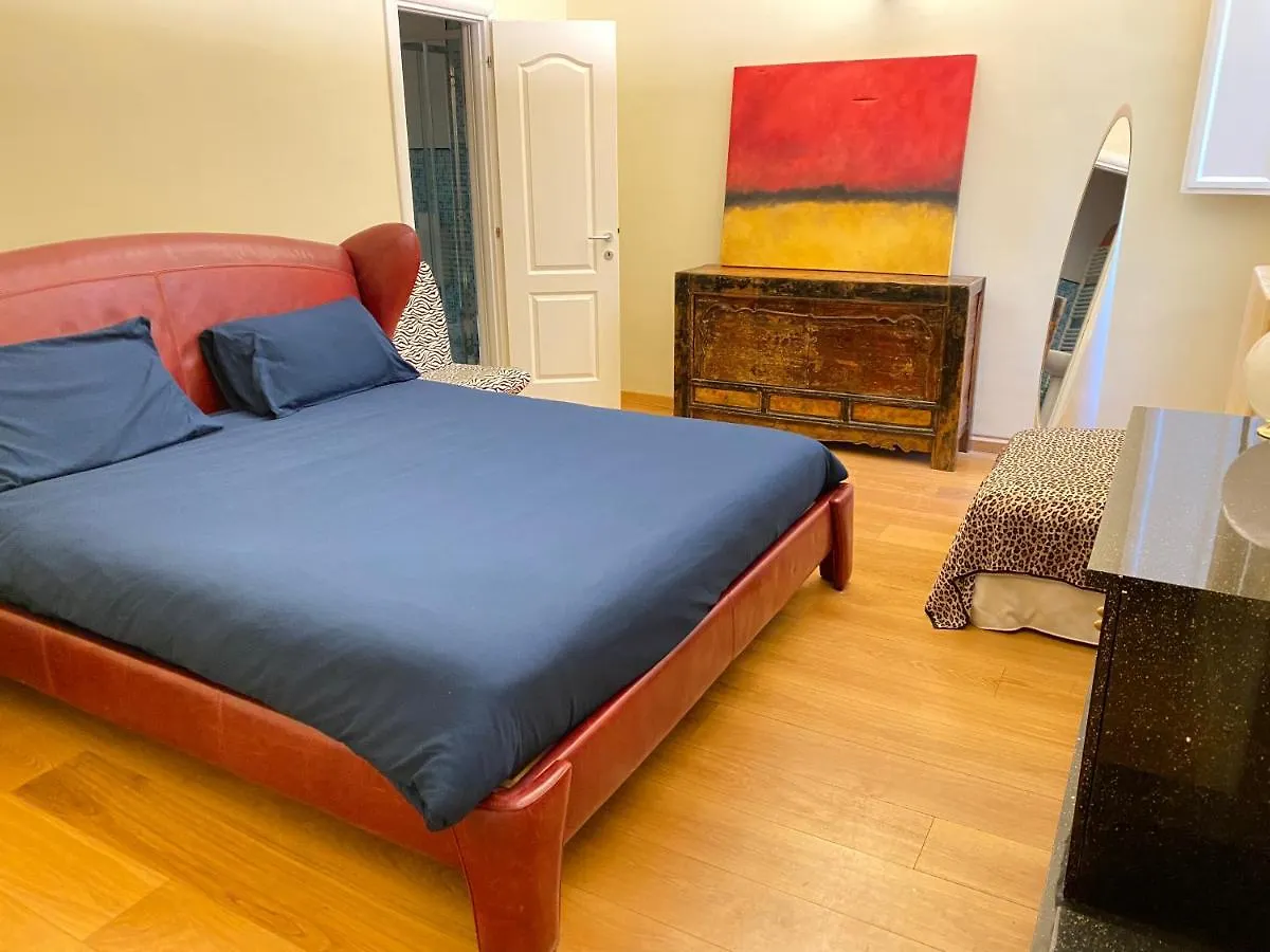 Artistic Apartment Close To Uffizi Florence